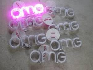 lot 84 image: (EC1) 7 OMG LED Neon Wall Lights USB Powered 7 34 x 2 38