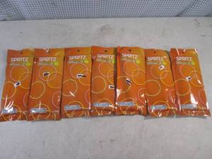 lot 119 image: (CSB) 7 Packs of Glow Necklaces - Each Pack Makes 6 Necklaces