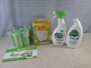 lot 140 image: (EW4) 4 & 8 Gallon Trash Bags and Bathroom Cleaners