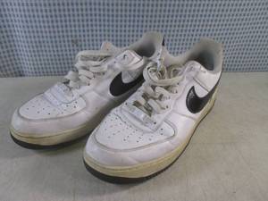 lot 166 image: (CSB) Pair Nike Air Air Force I - AF-1 82 Size 11 - Preowned