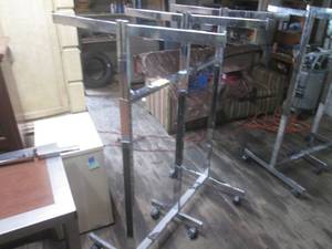 lot 188 image: (G) Retail Clothes Display Rack with 6 Adjustable Arms