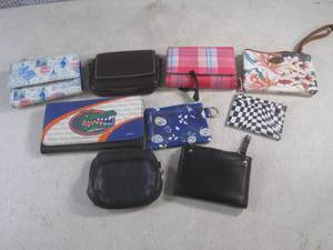 lot 193 image: (CS) Assorted Ladies Wallets Etc...