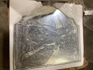 lot 5 image: Kate and Laurel Leanna 31.49 in. W x 27.55 in. H Silver Arch Traditional Framed Decorative Wall Mirror   Customer Returns See Pictures