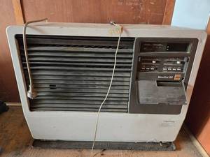 lot 405 image: Monitor 30 Heater
