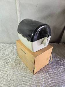 lot 433 image: Lot of 2 Center Pull Roll Towell Dispensers