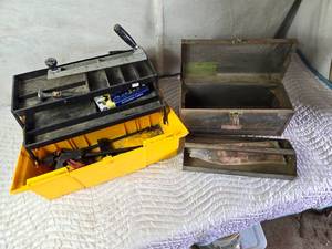 lot 437 image: Tool  Tackle Box with Contents - Rasp, Clamp and More