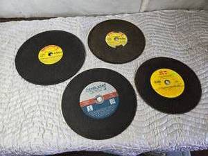 lot 450 image: Lot of 4 Cut Off Blades