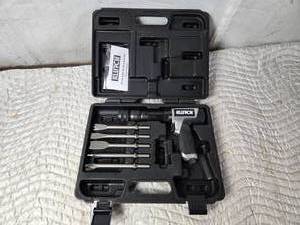 lot 369 image: Klutch Heavy Duty Air Hammer Kit