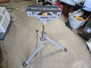 lot 339 image: Rockwell Jaw Stand