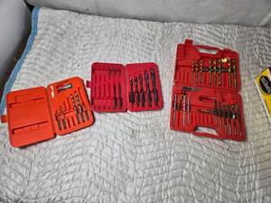 lot 319 image: Miscellaneous Drill Bits in Cases - Sets are not complete