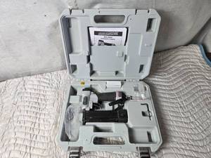 lot 315 image: MasterForce Headless Pinner 208-5002 with Case