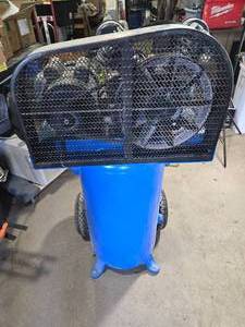 lot 309 image: Puma 25 Gallon 230 Volt Air Compressor