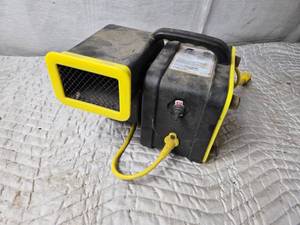 lot 293 image: B-Air CP-1 Cub Power Blower