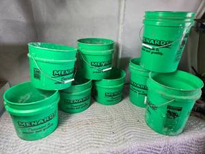 lot 266 image: 5 and 2 12 Gallon pails