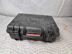 lot 254 image: 13x17 Hard Case with Foam Inserts