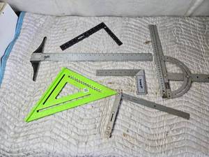 lot 203 image: Variety of Different Squares