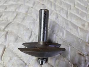 lot 178 image: Amana Tool Carbide Tipped Chamfer 60 Degree x 2-12 Dia x 58 x 12 Inch Shank