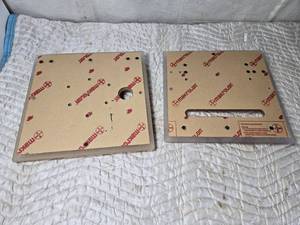 lot 165 image: Pair of Thick Acrylic Jigs  Guides