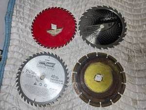 lot 151 image: Lot of 4 - 7 14 Saw Blades