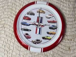 lot 129 image: Ford Mustang Motion Detect Car Revving Clock - Needs Batteries, Has Scratches
