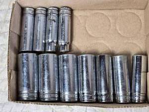 lot 84 image: Snap-On 12 Drive SAE Deep Sockets