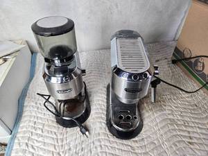 lot 467 image: DeLonghi Coffee Grinder and Espresso Maker (Missing puck holder for grounds)
