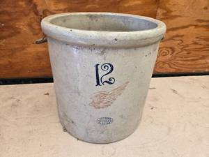 lot 480 image: Red Wing No. 12 Crock (no cracks found)