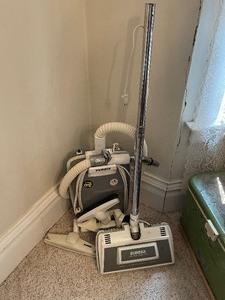 Eureka Vacuum Cleaner
