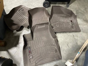 lot 33 image: Weather Tech Floor Mats