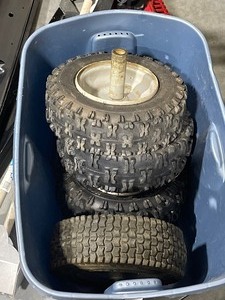 lot 35 image: Utility Cart Tires
