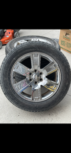 lot 14 image: Ford Rims and Tires