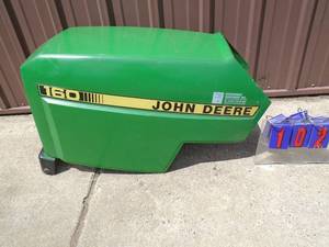 John Deere 160 hood. Very nice & only a few scratches. As shown.