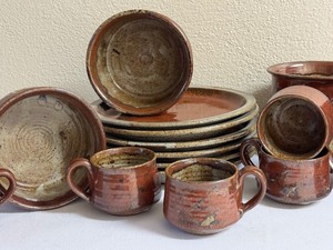 lot 19 image: Vintage Artisan Created Pottery Dinnerware by Cici