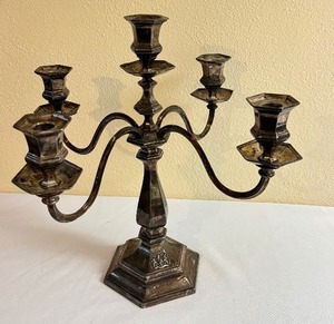 lot 40 image: Vintage Reed and Barton Hotel Russel Larson Five Arm Candelabra