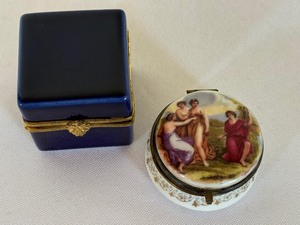 lot 132 image: Vintage Miniature Trinket Boxes including a Limoges Trinket Box