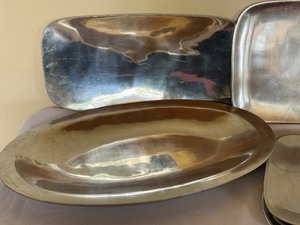 lot 128 image: Assorted Vintage Nambe Trays, Platters and Bowl