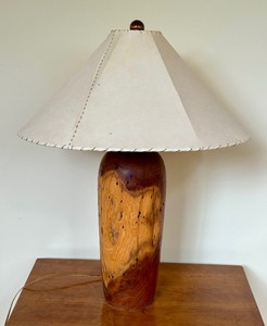 lot 123 image: Gorgeous Wood Carved Table Lamp