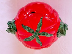 lot 125 image: Vintage Department 56 Hot Tomato Tureen