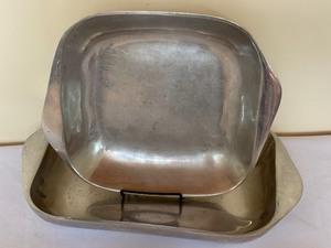 lot 126 image: Two Vintage Nambe Platters  Trays