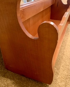 lot 172 image: Vintage Bassett Furniture Mirror Company Curio Shelf Wall Mirror Storage Rack Scalloped