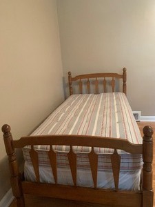 lot 177 image: Vintage Twin Bed Frame with Headboard and Footboard
