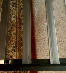 lot 190 image: Metal King Platform Mattress Frame