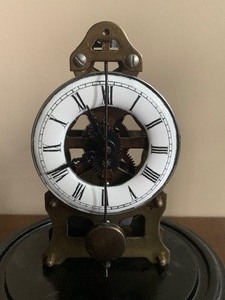 lot 194 image: Pretty Vintage Mechanical Clock with Glass Dome