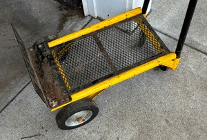 lot 221 image: Utility Cart