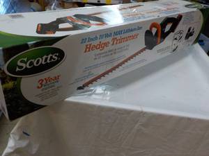 Scotts 22 20 Volt Max Lithium Ion Hedge Trimmer