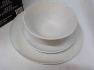 Mainstays 12 pc Dinnerware Set Juego De Vajilla