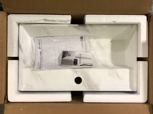 lot 26 image: Swiss Madison Claire 22 in. Rectangle Wall-Mount Bathroom Sink in White Marble   Customer Returns See Pictures
