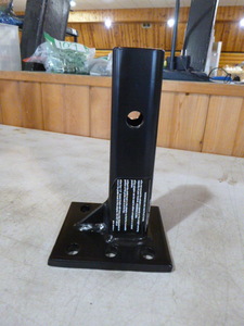 lot 7 image: Valley Pintle Hook Adapter