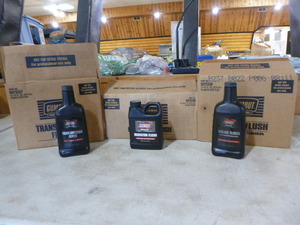 lot 30 image: 3 Cases of Gumout Flush