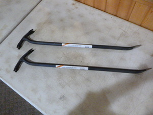 lot 75 image: 2 Valley Rocker Bar Hex Shanks